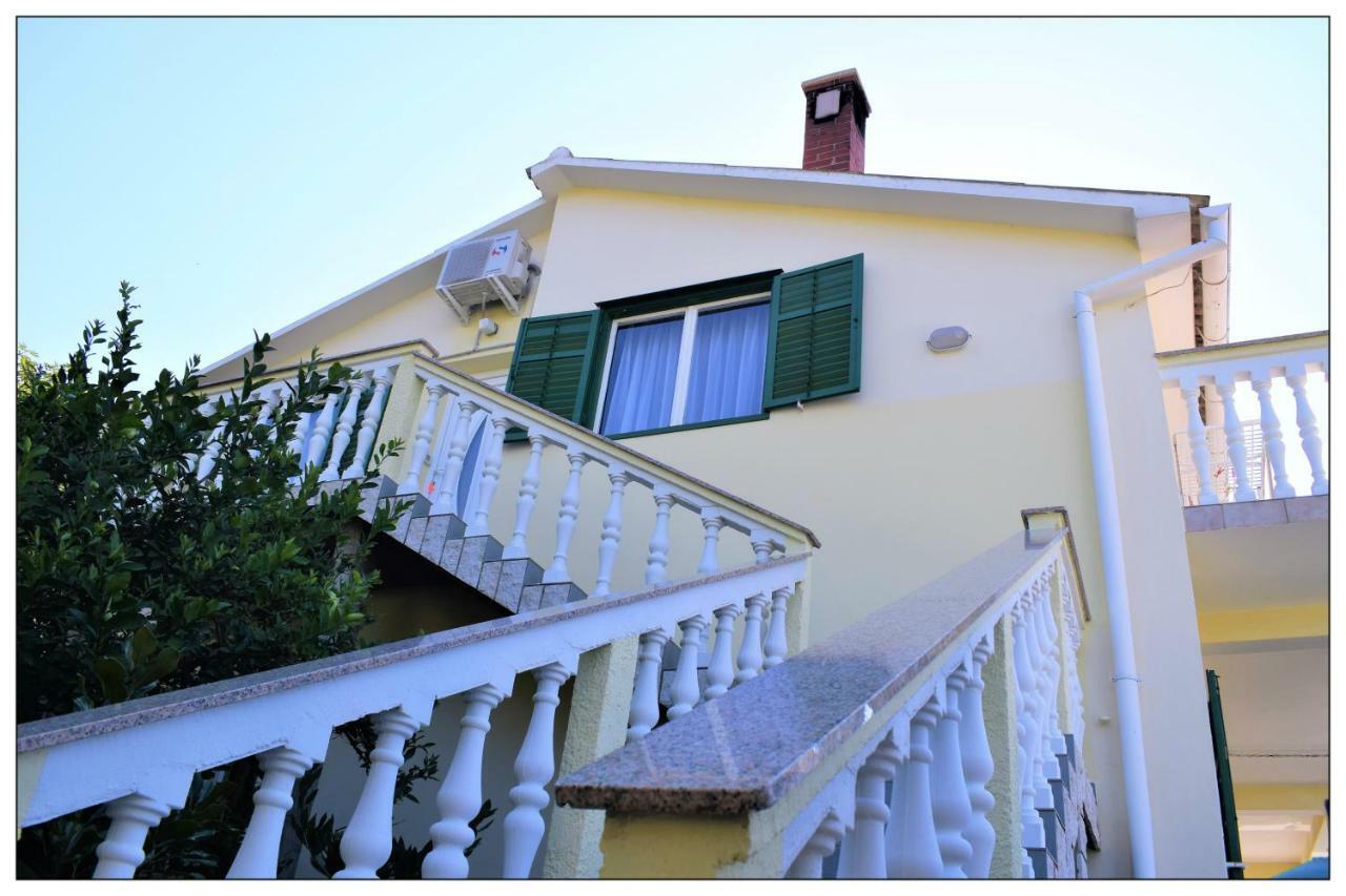 Apartments Boric Lopar Exterior photo